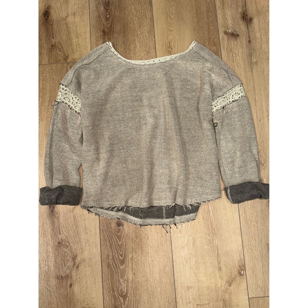 By Together Womens Small distressed Crochet Trim Knit Top Frayed Hem Long Sleeve